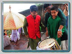 Teaching the next generation how to play Dhak